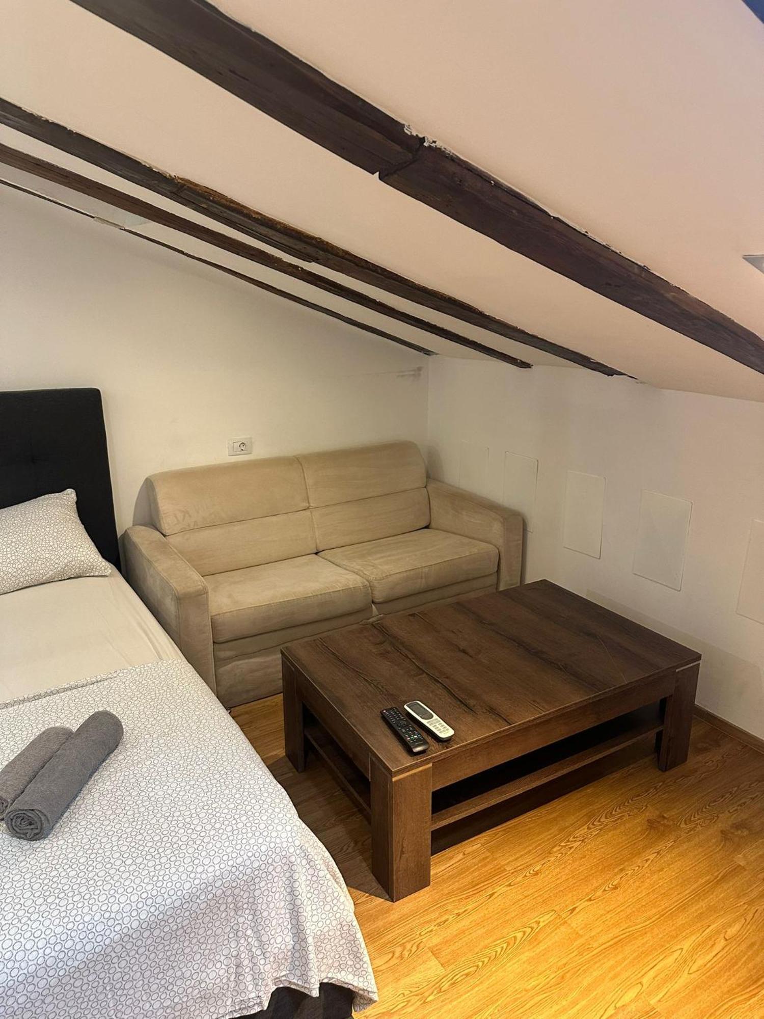 Apartment In The Heart Of 普拉 外观 照片