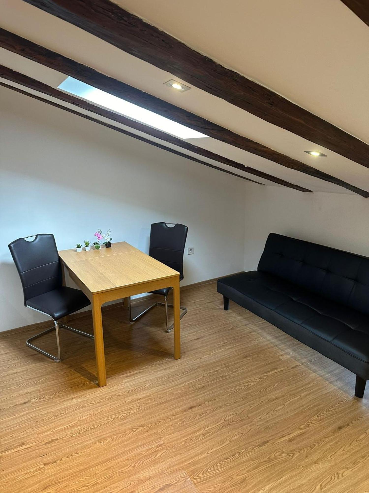 Apartment In The Heart Of 普拉 外观 照片