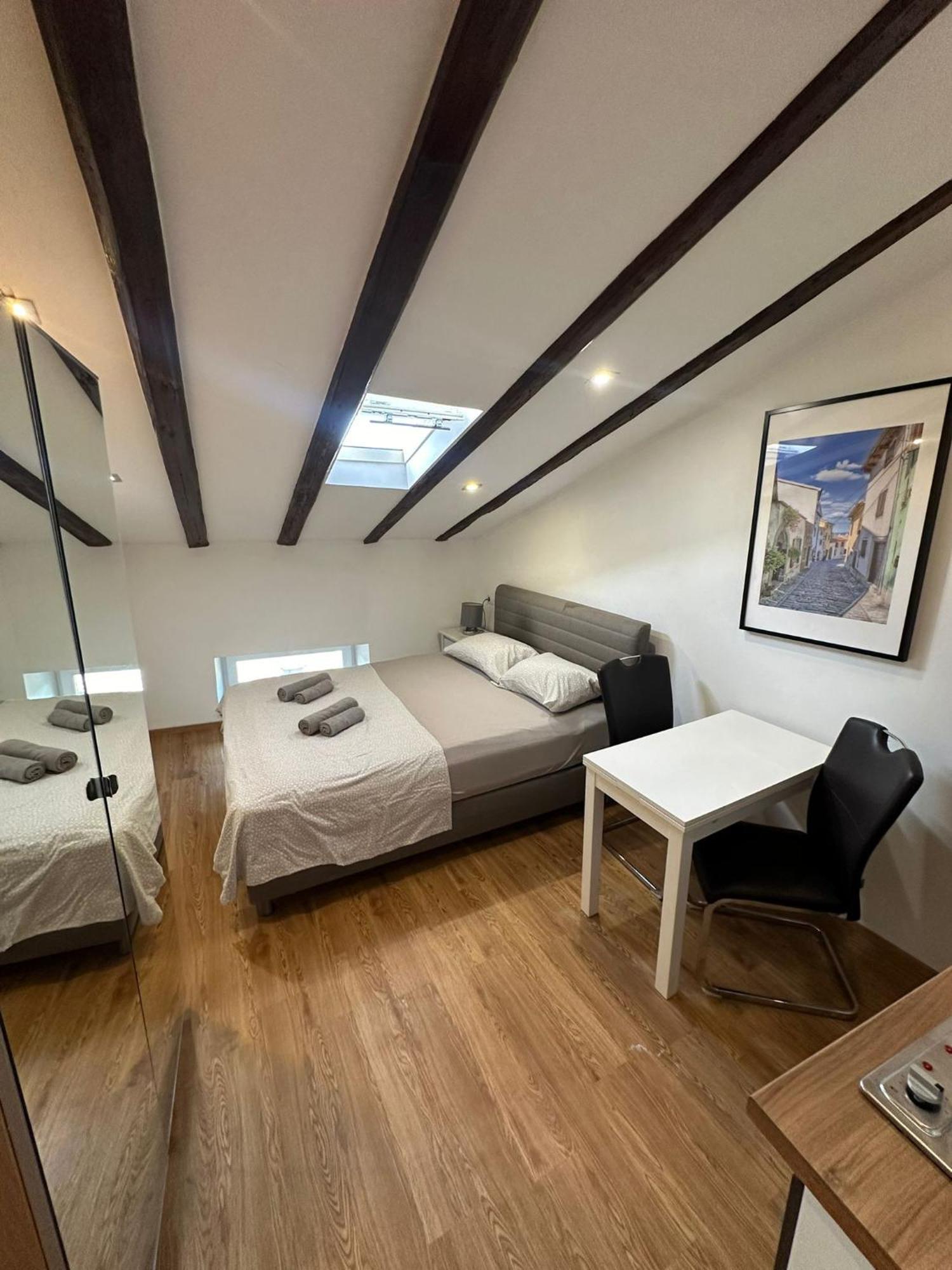 Apartment In The Heart Of 普拉 外观 照片