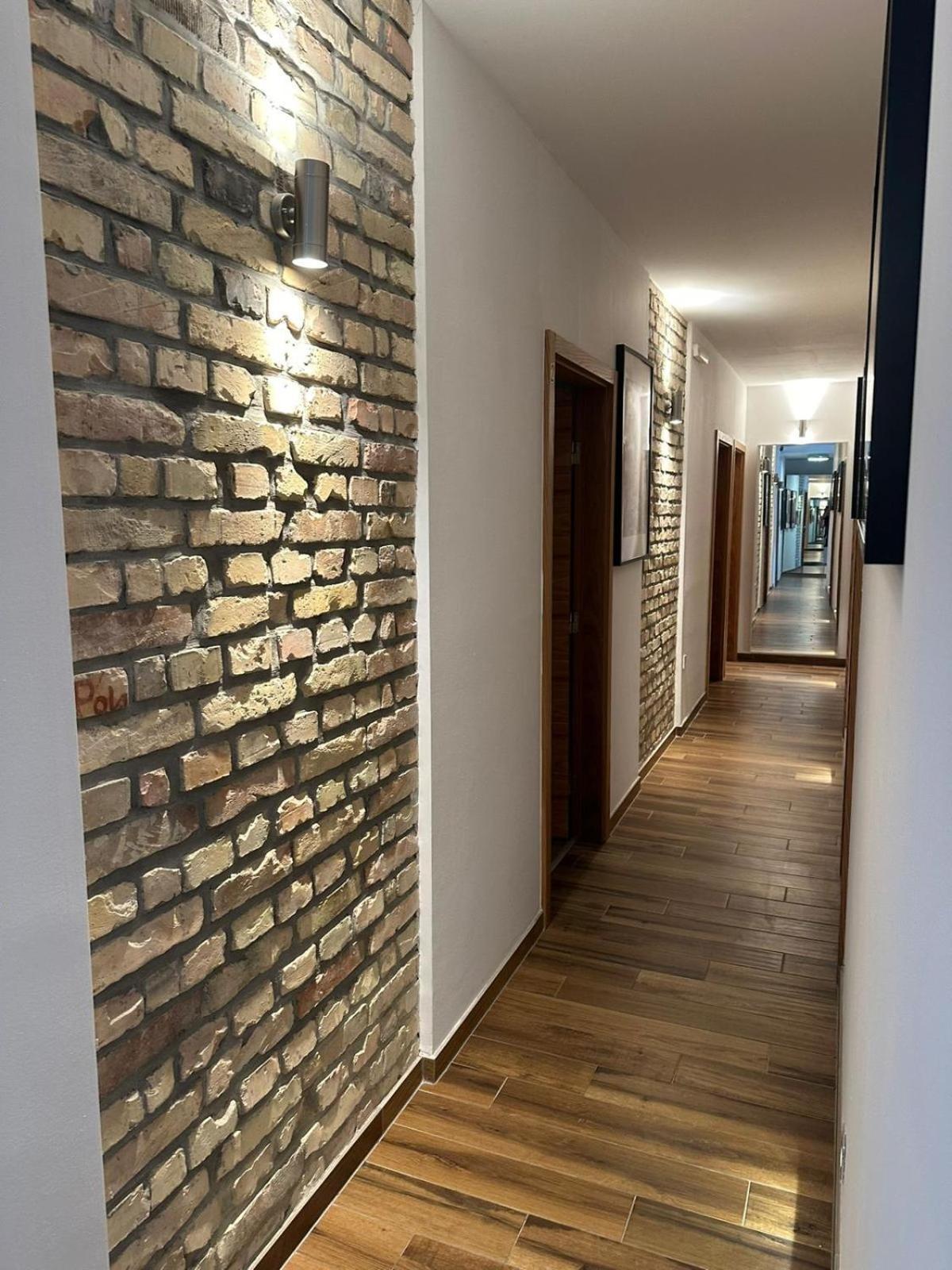 Apartment In The Heart Of 普拉 外观 照片
