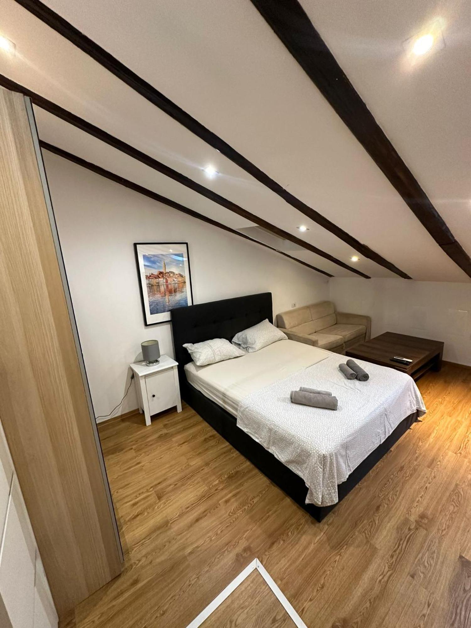 Apartment In The Heart Of 普拉 外观 照片