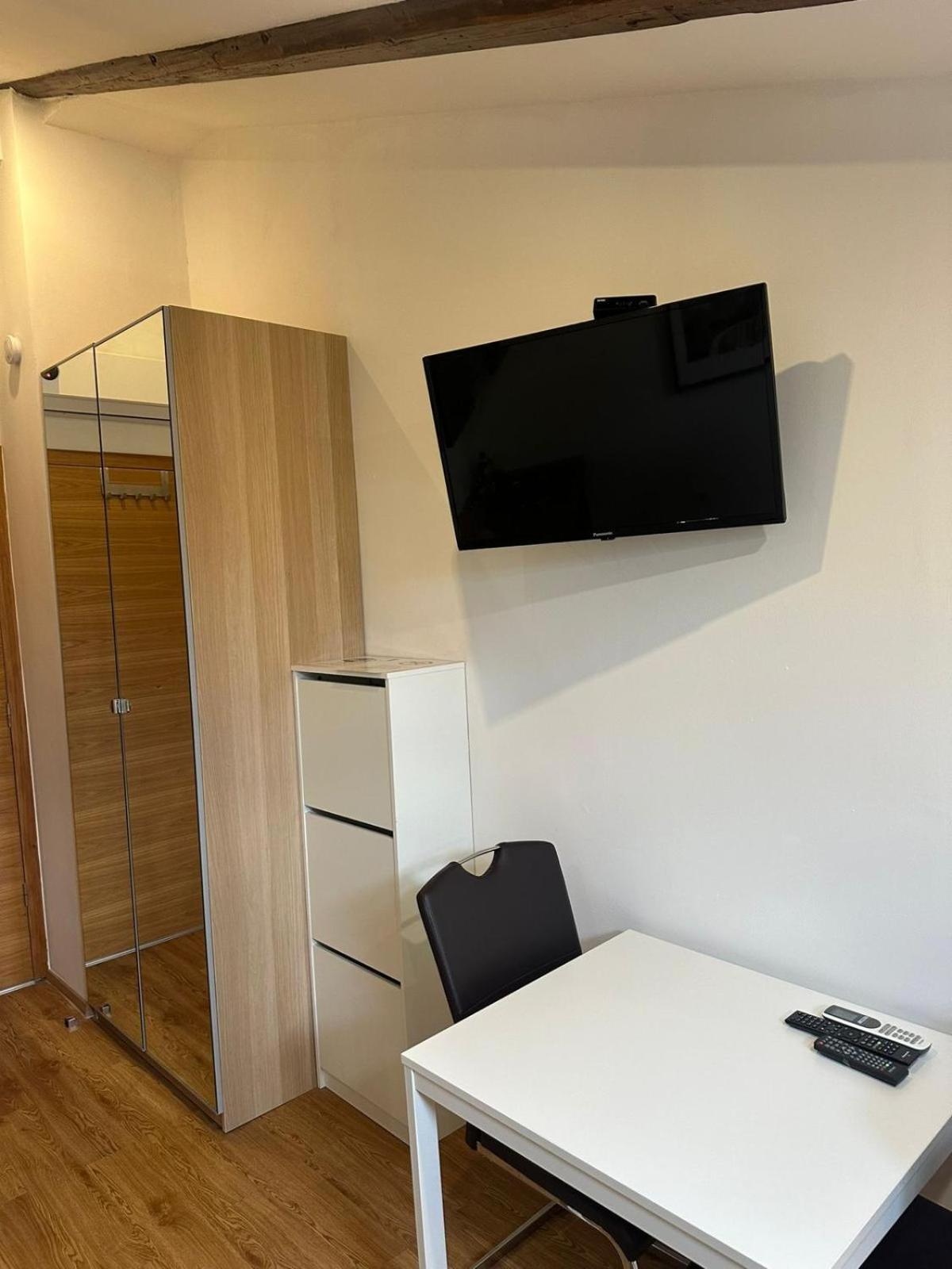 Apartment In The Heart Of 普拉 外观 照片